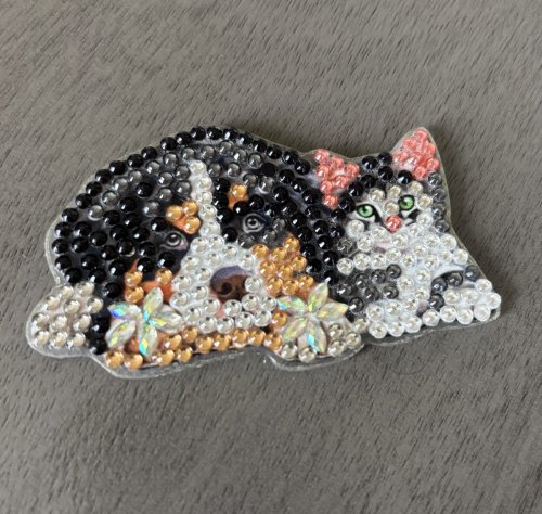 Diamond Art Magnet: Black Dog &amp; Gray Cat