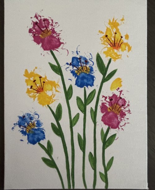 Daisy Paw Print Art